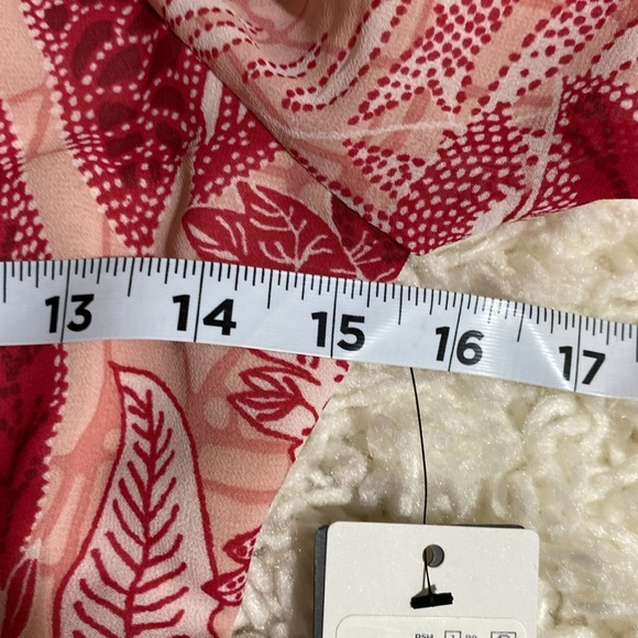 GUESS  CYPRESS RED PUFFED SLEEVES MAUVE PRINT SMOCKED MINI DRESS Sz ME… - Picture 11 of 16
